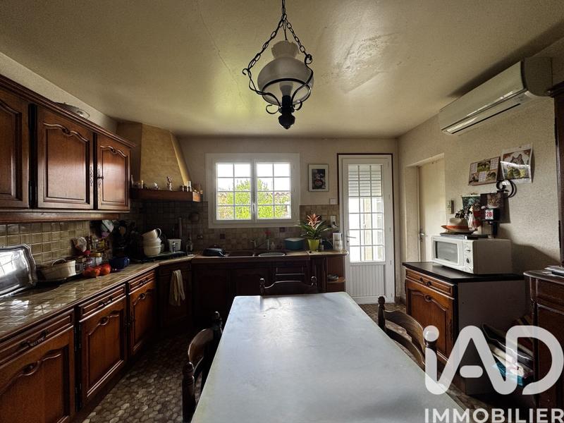 Maison - 306 m² - 9 pièces