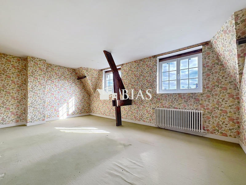 Maison - 136 m² - 5 pièces