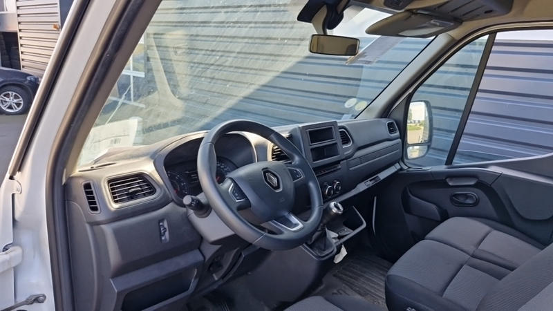 Renault Master trac f3300 l2h2 dci 135 grand confort