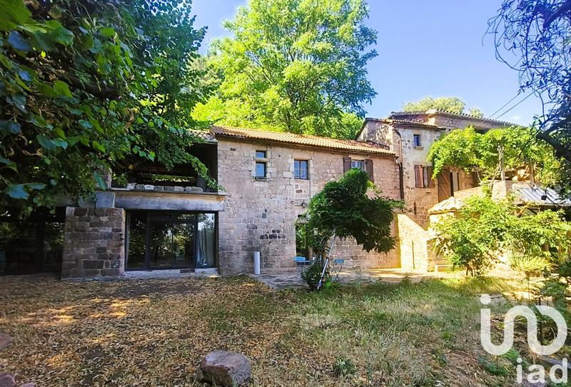 Maison - 282 m² - 11 pièces