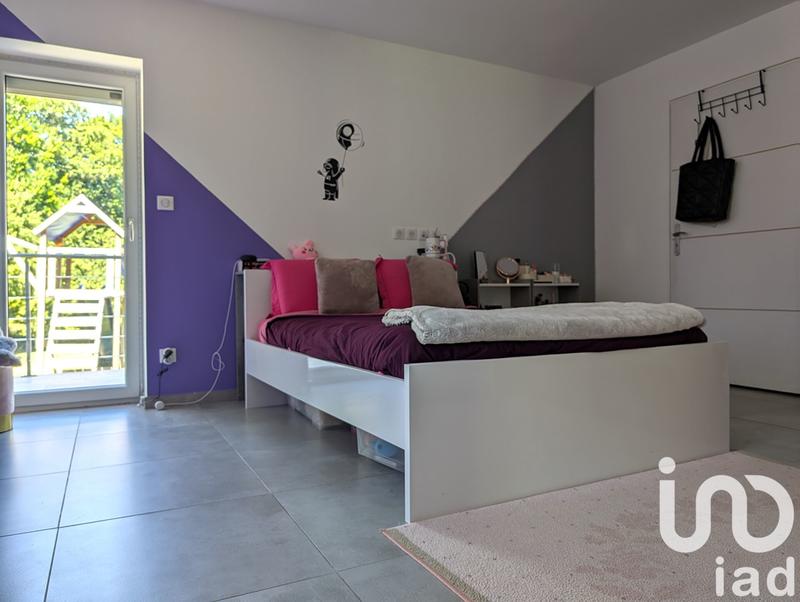 Maison - 240 m² - 8 pièces