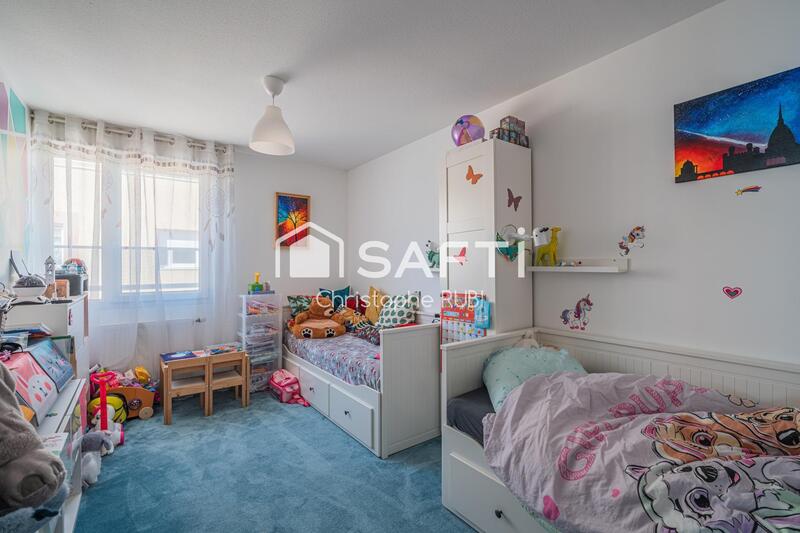 Appartement - 79 m² - 3 pièces