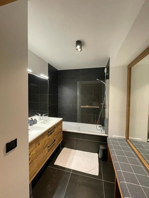 Appartement - 100 m² - 4 pièces