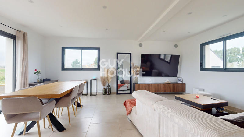 Maison - 121 m² - 5 pièces