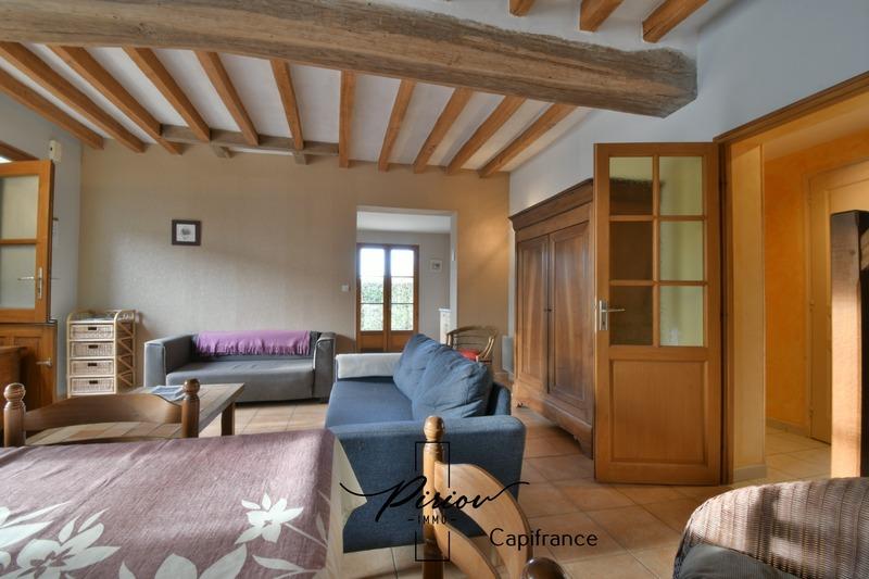 Propriété - 250 m² - 13 pièces