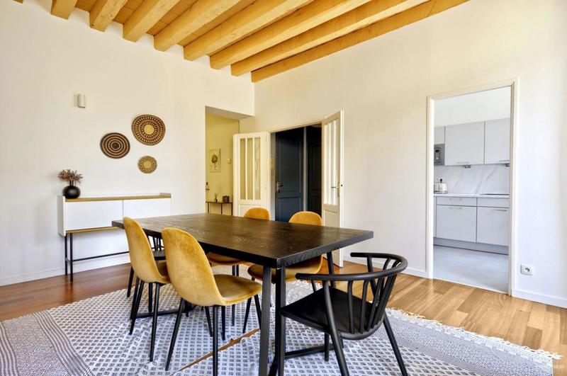 Appartement - 102 m² - 4 pièces