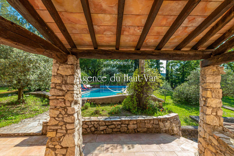 Villa - 230 m² - 7 pièces