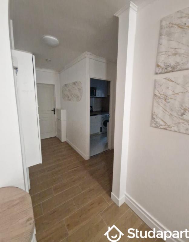 Chambre - 9 m² - 1 pièce