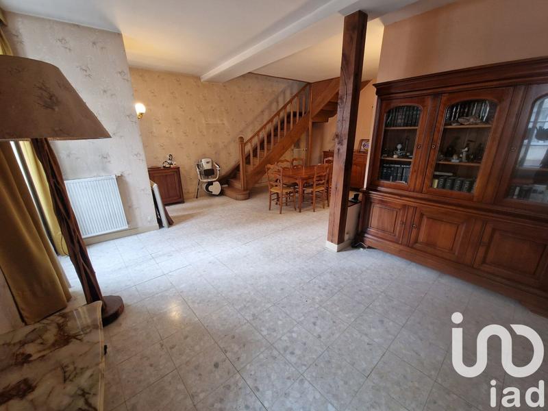 Maison - 195 m² - 9 pièces