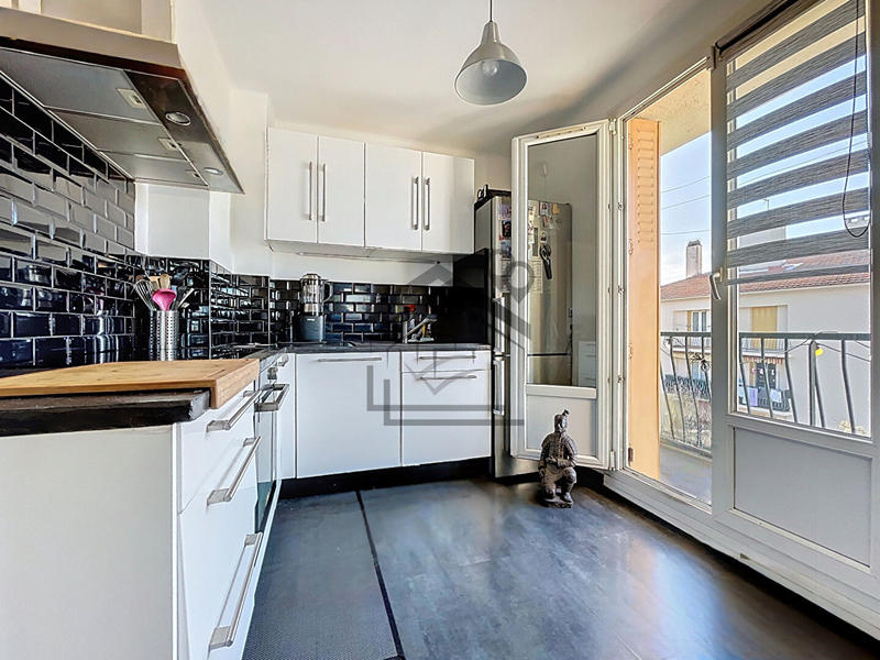 Appartement - 56 m² - 3 pièces