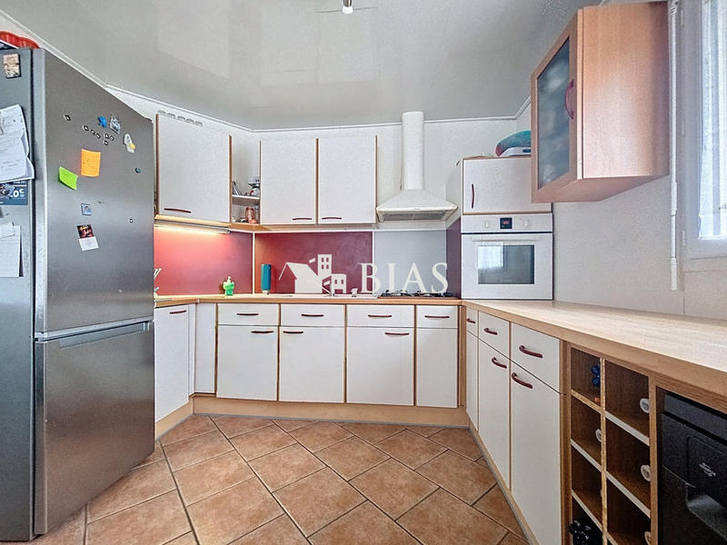 Maison - 102 m² - 5 pièces
