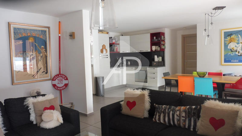 Appartement - 91 m² - 4 pièces