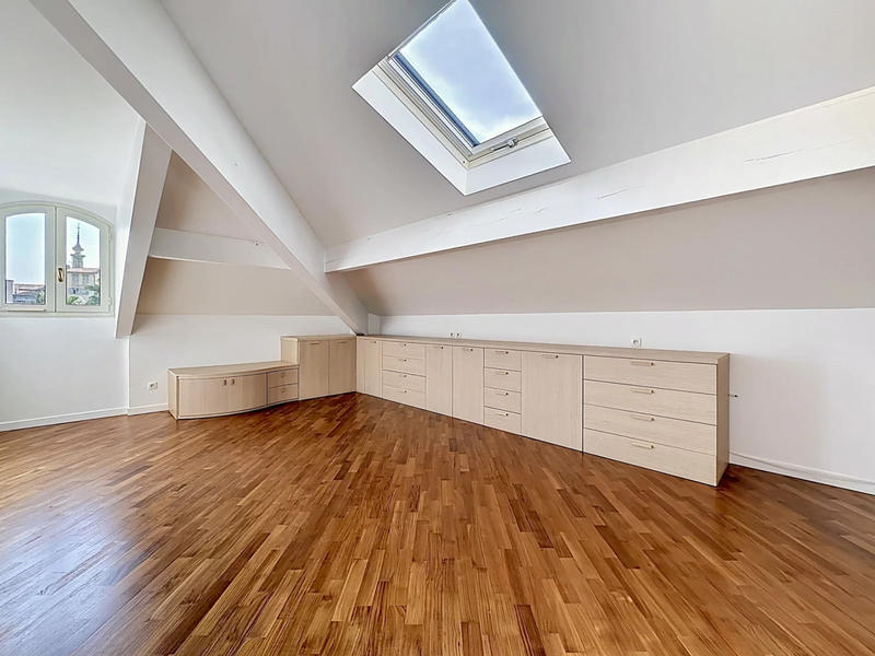 Appartement - 121 m² - 4 pièces