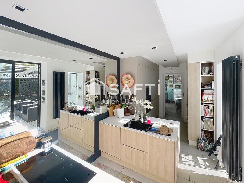 Hôtel particulier - 605 m² - 20 pièces