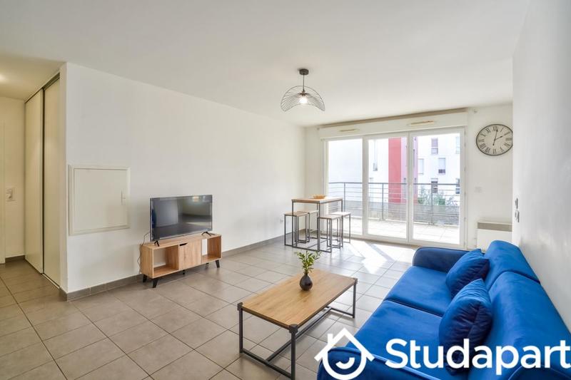 Chambre - 9 m² - 1 pièce