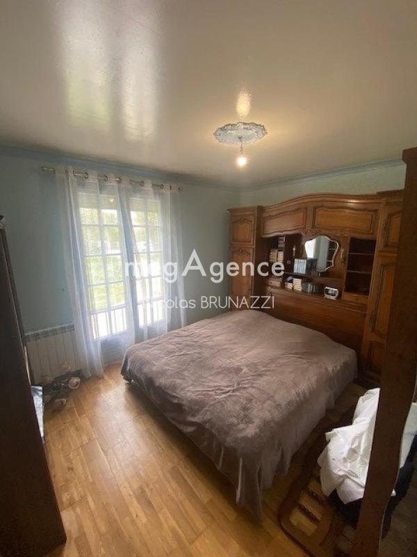 Pavillon - 104 m² - 5 pièces