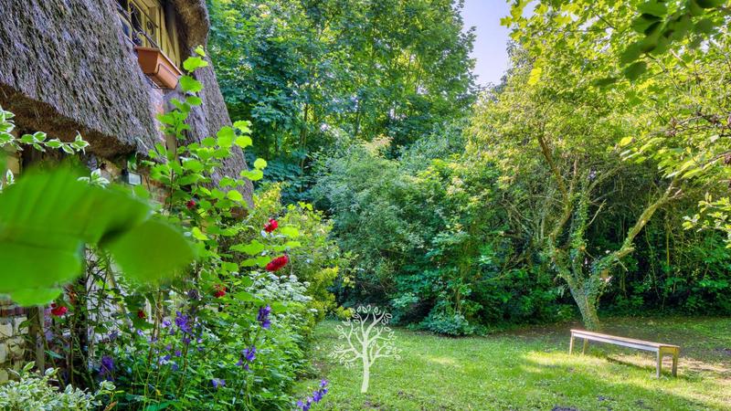 Chaumière - 198 m² - 6 pièces