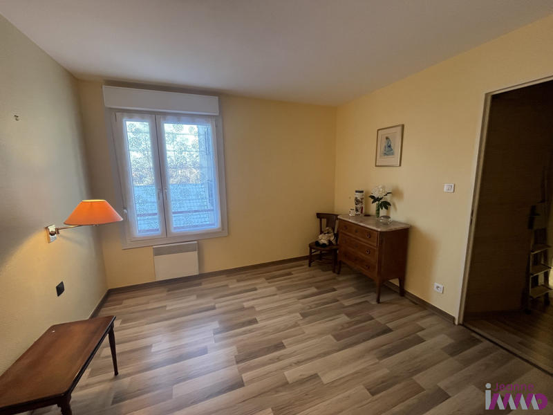 Appartement - 100 m² - 4 pièces