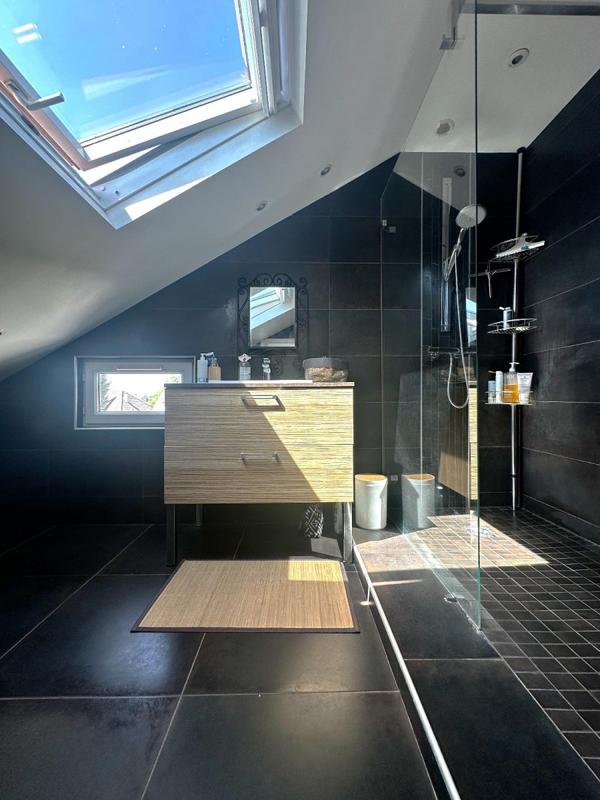 Maison traditionnelle - 136 m² - 5 pièces