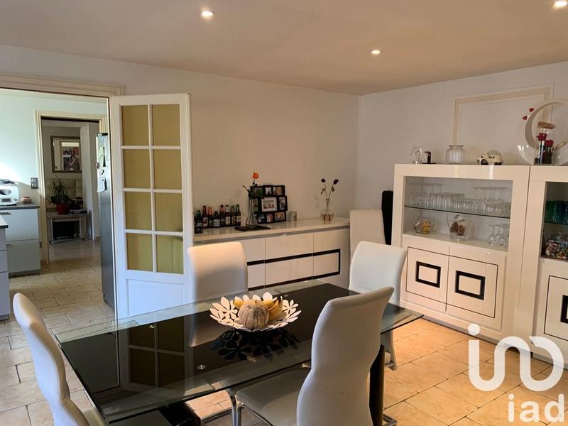 Maison - 200 m² - 7 pièces