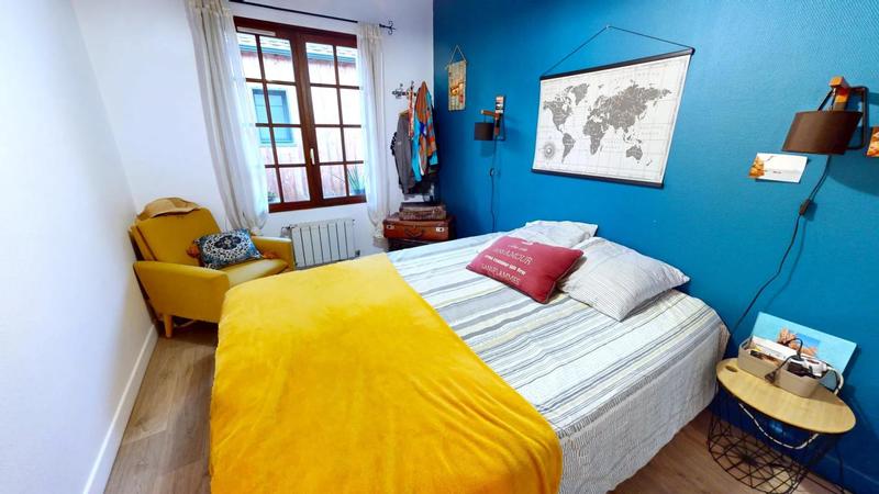 Propriété - 190 m² - 8 pièces