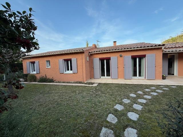 Maison - 108 m² - 6 pièces