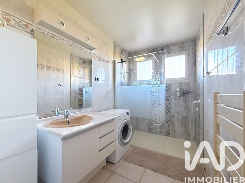 Maison - 93 m² - 5 pièces