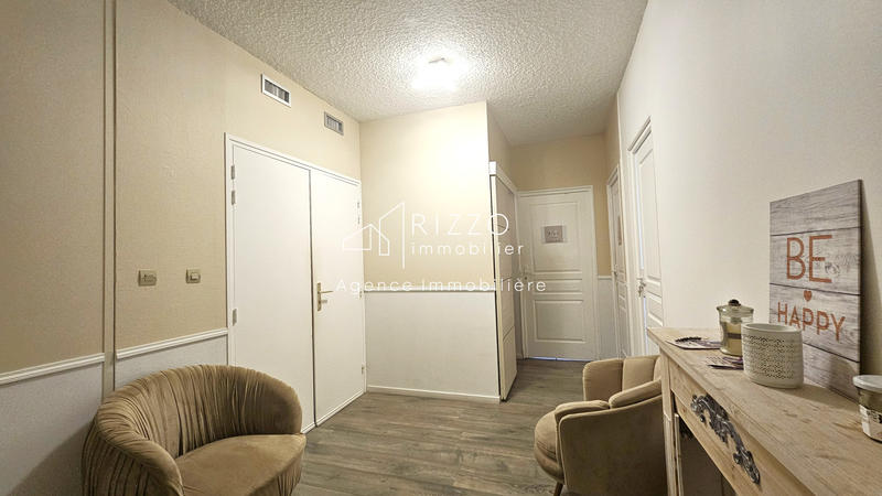 Local commercial - 91 m²