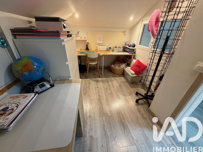 Maison - 90 m² - 5 pièces