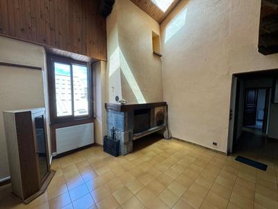 Appartement - 74 m² - 4 pièces