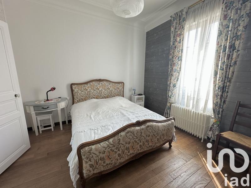 Maison - 258 m² - 8 pièces