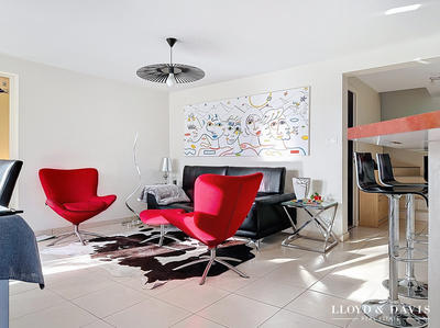 Maison - 187 m² - 6 pièces