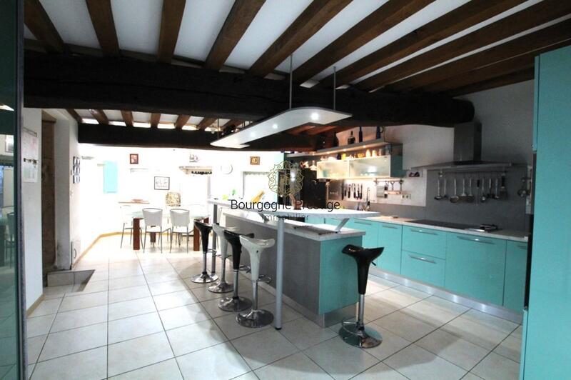 Maison de village - 104 m² - 3 pièces