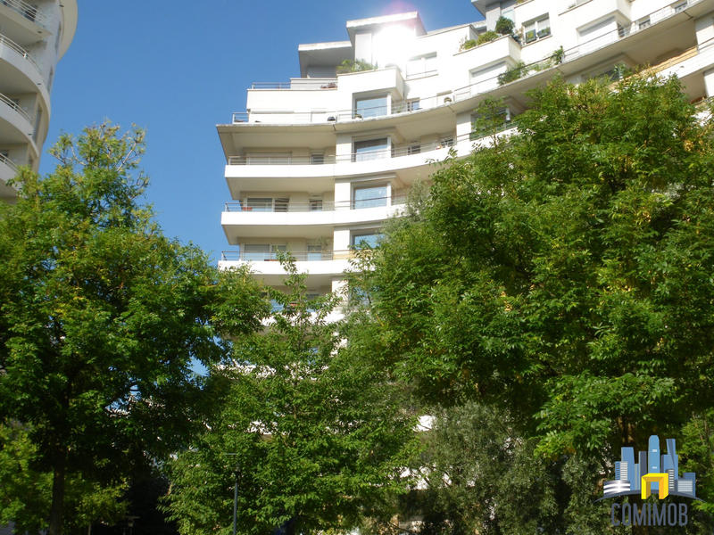 Appartement - 86 m² - 4 pièces