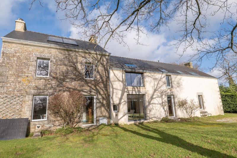 Longère - 258 m² - 8 pièces