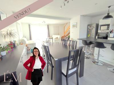 Maison - 112 m² - 6 pièces