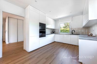 Maison d'architecte - 290 m² - 8 pièces