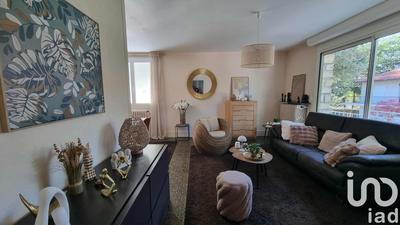 Maison - 102 m² - 5 pièces