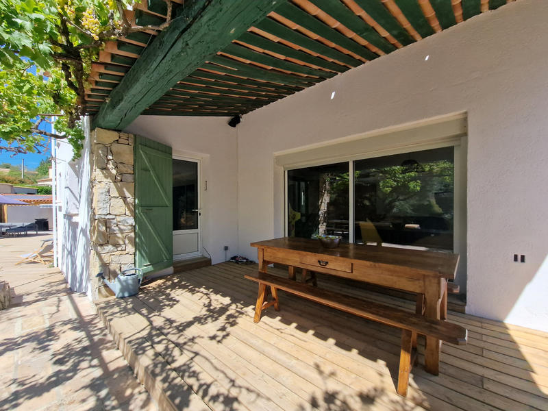 Maison - 180 m² - 6 pièces