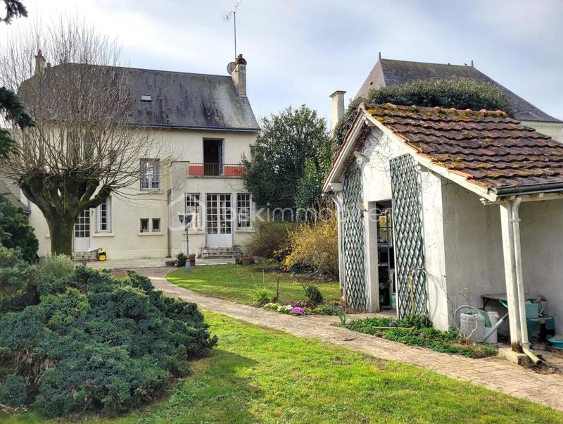 Maison de ville - 182 m² - 9 pièces