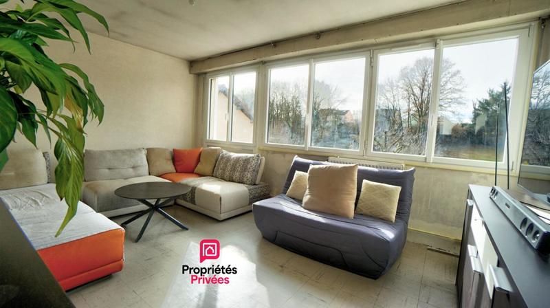 Maison - 143 m² - 8 pièces