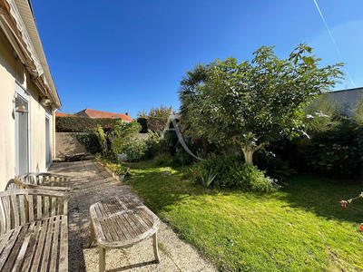 Maison - 102 m² - 4 pièces