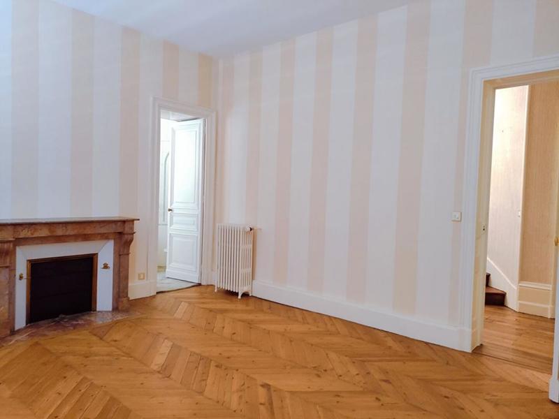 Propriété - 171 m² - 7 pièces