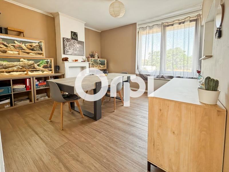 Immeuble - 210 m² - 5 pièces