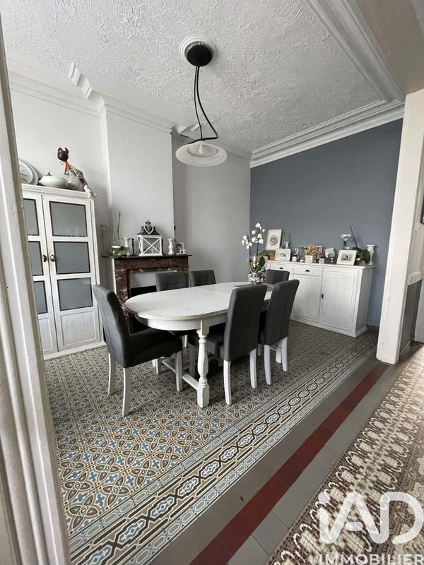 Maison - 145 m² - 6 pièces