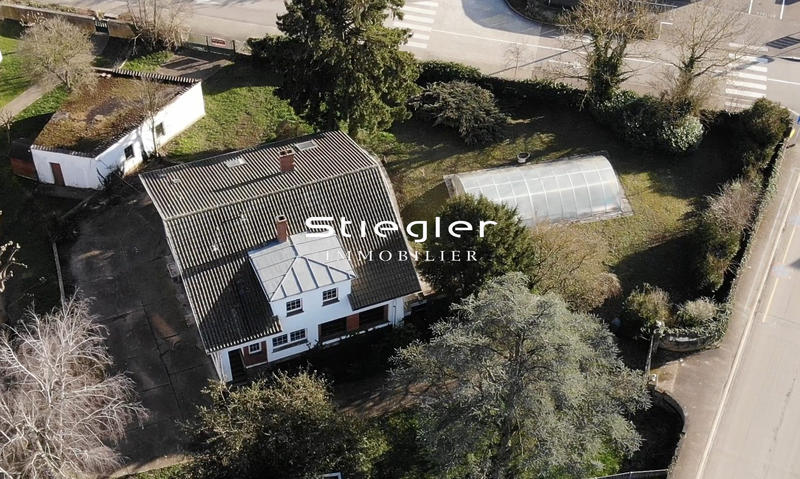 Maison - 204 m² - 6 pièces