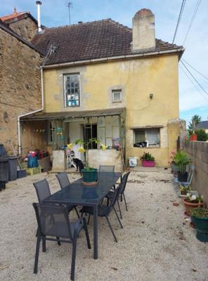 Maison - 110 m² - 4 pièces