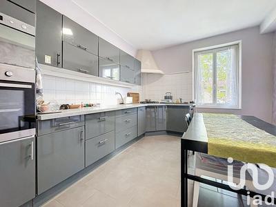 Maison - 174 m² - 6 pièces