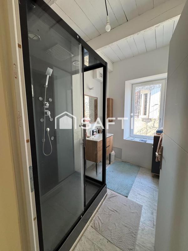 Maison - 190 m² - 8 pièces