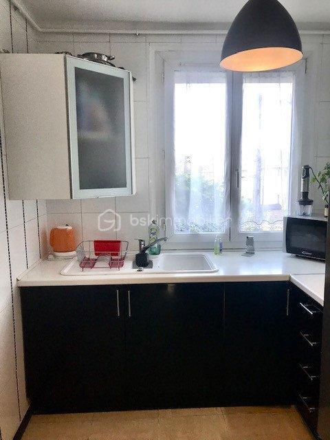 Appartement - 64 m² - 4 pièces